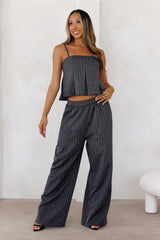 Fashion Awaits Set Grey
